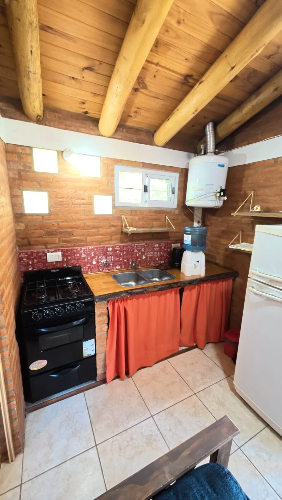 Cocina cabaña 4 .