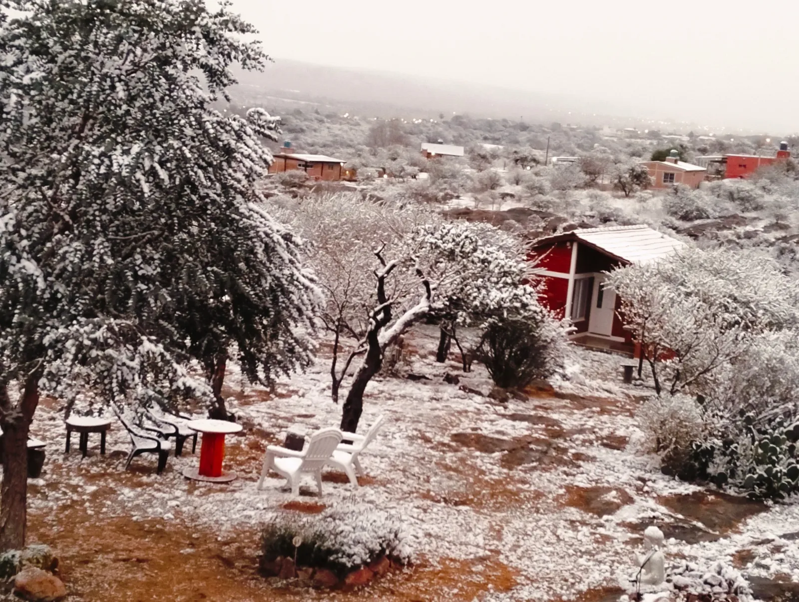 Nieve en cabaña 5.